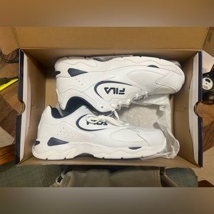 Fila men’s Tri runner shoes